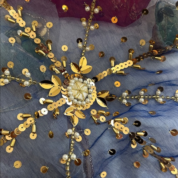 Organza Duppatta stole white painted floral full size. Pearl sequins work. NWOT - Picture 12 of 13